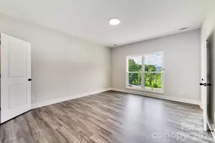 381 Scenic Rdg Cir, Franklin, NC 28734 - Photo 17