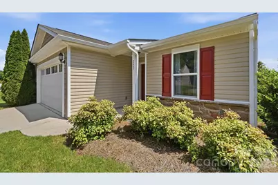 757 Willow Creek Drive, Gastonia, NC 28054 - Photo 3