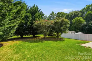757 Willow Creek Dr, Gastonia, NC 28054 - Photo 29
