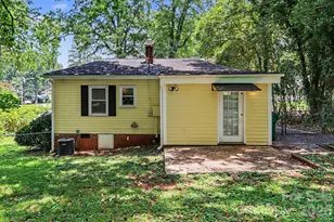 1819 Arnold Dr, Charlotte, NC 28205 - Photo 15