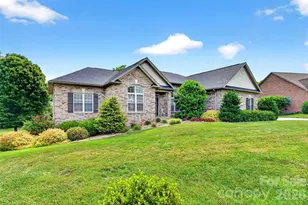 1136 Fox Chase Dr, Newton, NC 28658 - Photo 3