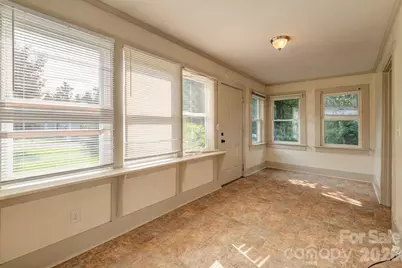 648 Lakeshore Drive, Asheville, NC 28804 - Photo 3