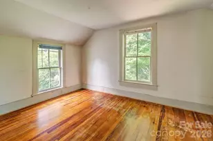 648 Lakeshore Dr, Asheville, NC 28804 - Photo 21