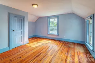 648 Lakeshore Dr, Asheville, NC 28804 - Photo 19