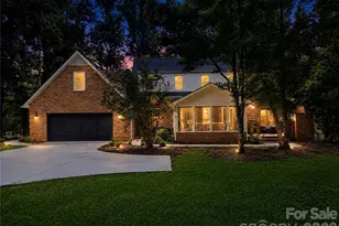 8503 Fox Bridge Dr, Matthews, NC 28104 - Photo 9