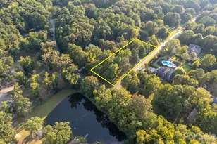8503 Fox Bridge Dr, Matthews, NC 28104 - Photo 3