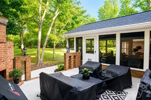8503 Fox Bridge Dr, Matthews, NC 28104 - Photo 11