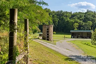 1372 & 1370 Barnardsville Hwy, Barnardsville, NC 28709 - Photo 15