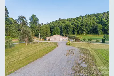 1372 & 1370 Barnardsville Highway, Barnardsville, NC 28709 - Photo 9