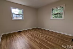 930 Eastview St, Shelby, NC 28152 - Photo 15