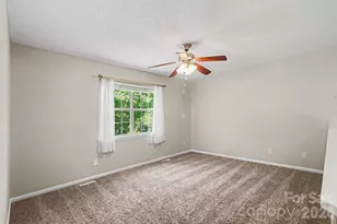 10427 Danesway Ln, Cornelius, NC 28031 - Photo 17