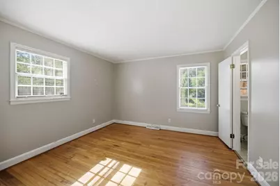 1401 Grovewood Drive, Charlotte, NC 28208 - Photo 25