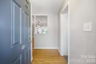 1401 Grovewood Dr, Charlotte, NC 28208 - Photo 3