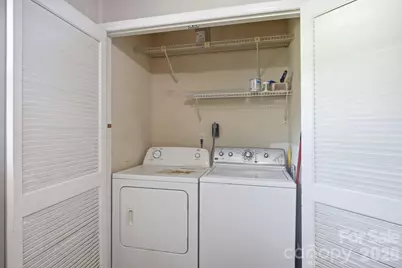 1401 Grovewood Drive, Charlotte, NC 28208 - Photo 29