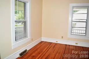 223 Maple St, Statesville, NC 28677 - Photo 17