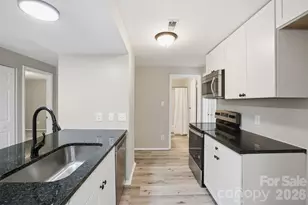 3719 Piney Grove Rd, Charlotte, NC 28212 - Photo 7