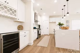 1224 N Sharon Amity Rd, Charlotte, NC 28211 - Photo 13