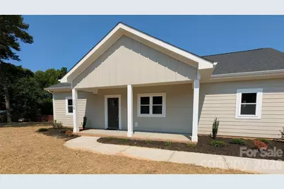258 E East Avenue, Monroe, NC 28110 - Photo 1