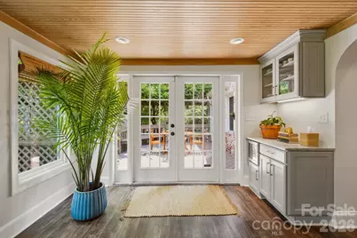 3134 Country Club Drive, Charlotte, NC 28205 - Photo 17