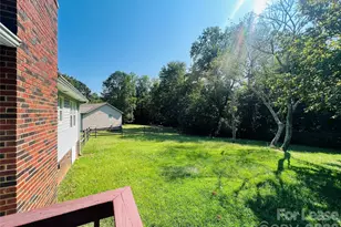 4144 Sim Chick Ln, Maiden, NC 28650 - Photo 15