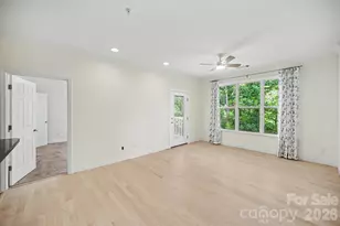 1000 E Woodlawn Rd, Charlotte, NC 28209 - Photo 13