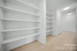 1000 E Woodlawn Rd, Charlotte, NC 28209 - Photo 29