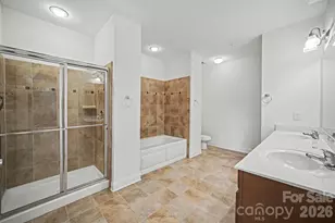 1000 E Woodlawn Rd, Charlotte, NC 28209 - Photo 17