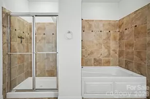 1000 E Woodlawn Rd, Charlotte, NC 28209 - Photo 21