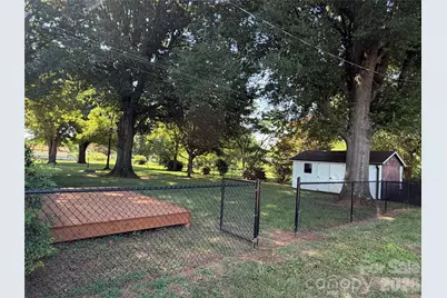 3649 Taylorsville Highway, Statesville, NC 28625 - Photo 29