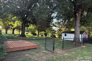 3649 Taylorsville Hwy, Statesville, NC 28625 - Photo 29