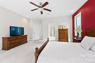 36 Magnolia Farms Dr, Asheville, NC 28806 - Photo 17