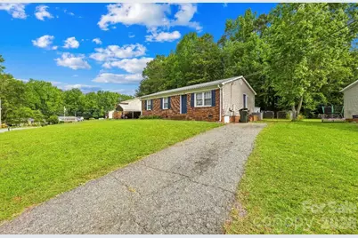 1812 Alpine Drive, Kings Mountain, NC 28086 - Photo 3