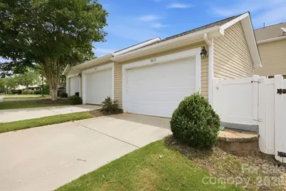 18431 The Commons Boulevard, Cornelius, NC 28031 - Photo 35