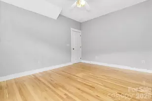 18 Byrdcliffe Ln, Asheville, NC 28805 - Photo 29