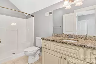 18 Byrdcliffe Ln, Asheville, NC 28805 - Photo 27