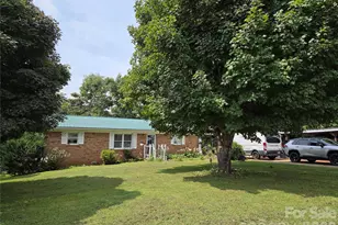 1743 Baber Rd, Rutherfordton, NC 28139 - Photo 3