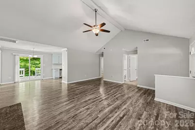 6804 Streamside Drive, Charlotte, NC 28212 - Photo 7