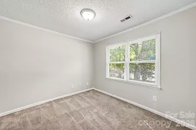 6804 Streamside Drive, Charlotte, NC 28212 - Photo 11