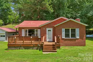 611 Reeves Cove Rd, Candler, NC 28715 - Photo 29