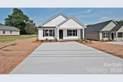 125 S Beaver Street, Landis, NC 28088 - Photo 1