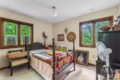 18 Mayfield Road, Asheville, NC 28804 - Photo 9