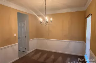4527 Appley Mead Ln, Charlotte, NC 28269 - Photo 3