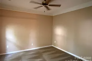 4527 Appley Mead Ln, Charlotte, NC 28269 - Photo 17