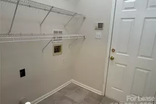 4527 Appley Mead Ln, Charlotte, NC 28269 - Photo 21