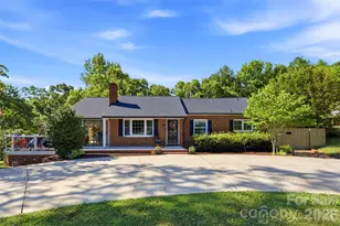 2201 Armstrong Park Dr, Gastonia, NC 28054 - Photo 3