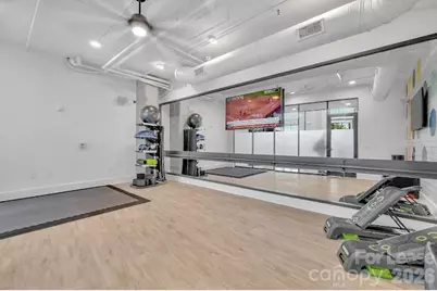 2020 W Morehead Street #XM, Charlotte, NC 28208 - Photo 9