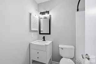 8237 Circle Tree Ln, Charlotte, NC 28277 - Photo 23
