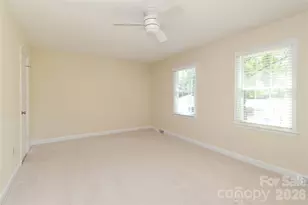 2248 Lawton Bluff Rd, Charlotte, NC 28226 - Photo 25