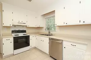 2248 Lawton Bluff Rd, Charlotte, NC 28226 - Photo 17