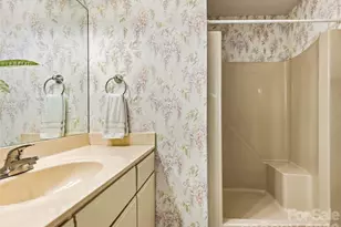 106 Abbey Cir, Asheville, NC 28805 - Photo 23